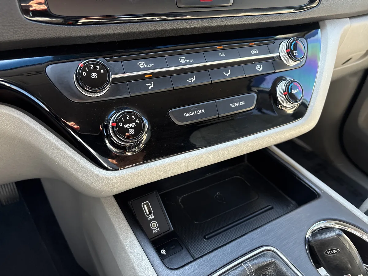 2020 Kia Sedona EX thumbnail 29