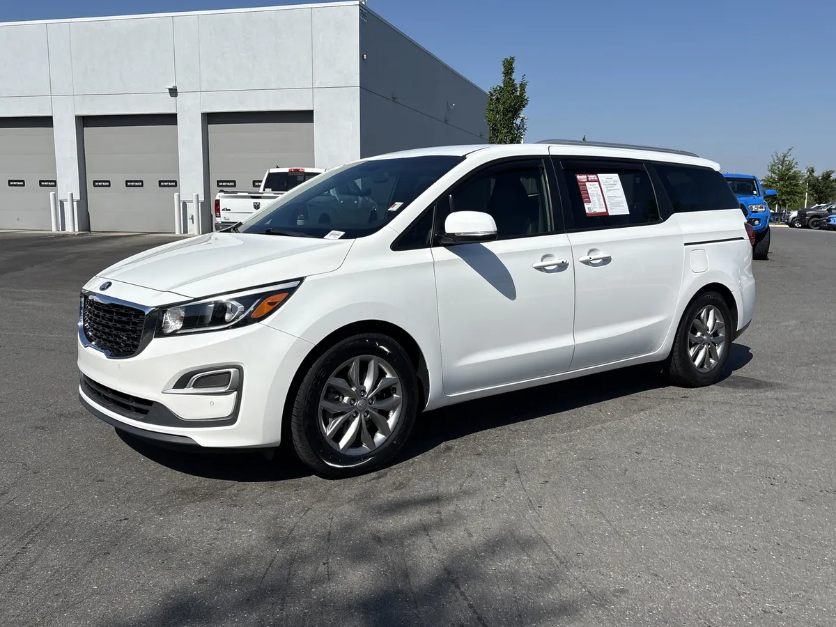 2020 Kia Sedona EX thumbnail 4