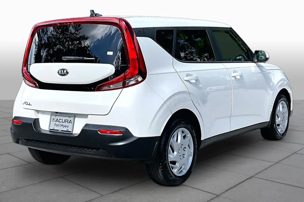 2020 Kia Soul LX thumbnail 13