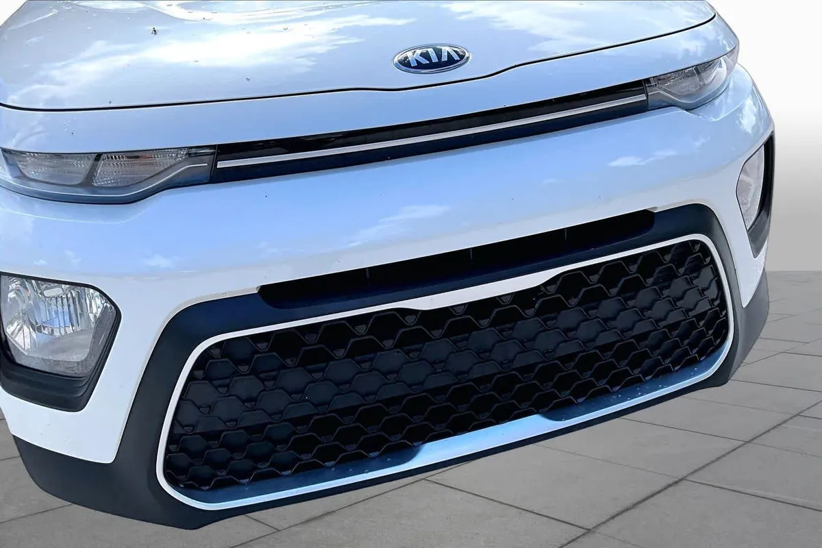 2020 Kia Soul LX thumbnail 29