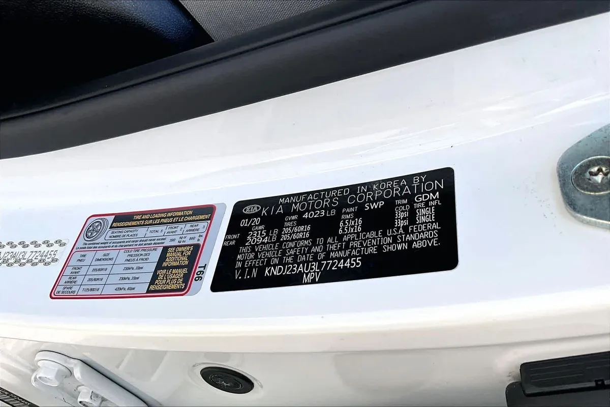 2020 Kia Soul LX thumbnail 34