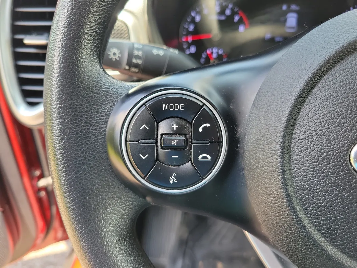 2020 Kia Soul S thumbnail 19