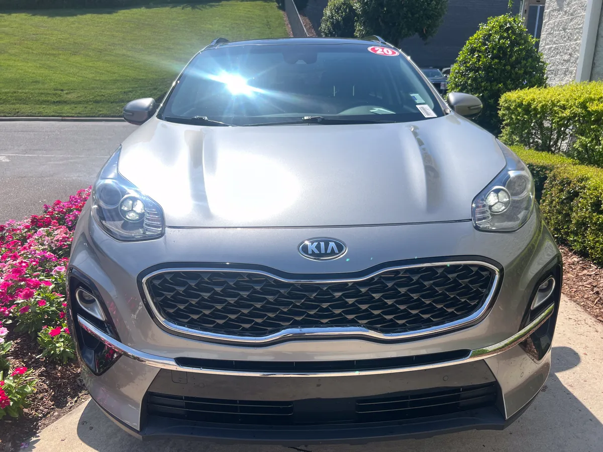 2020 Kia Sportage EX thumbnail 2