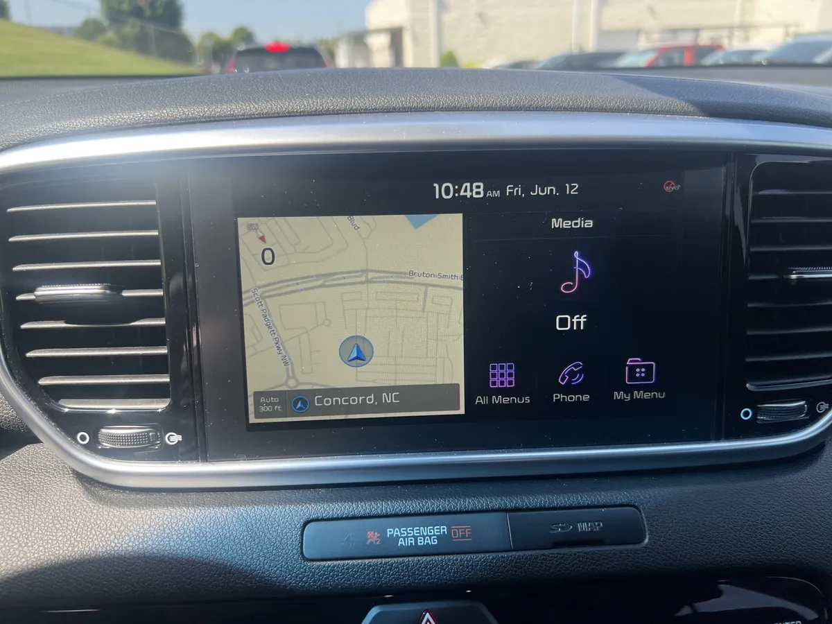2020 Kia Sportage EX thumbnail 22
