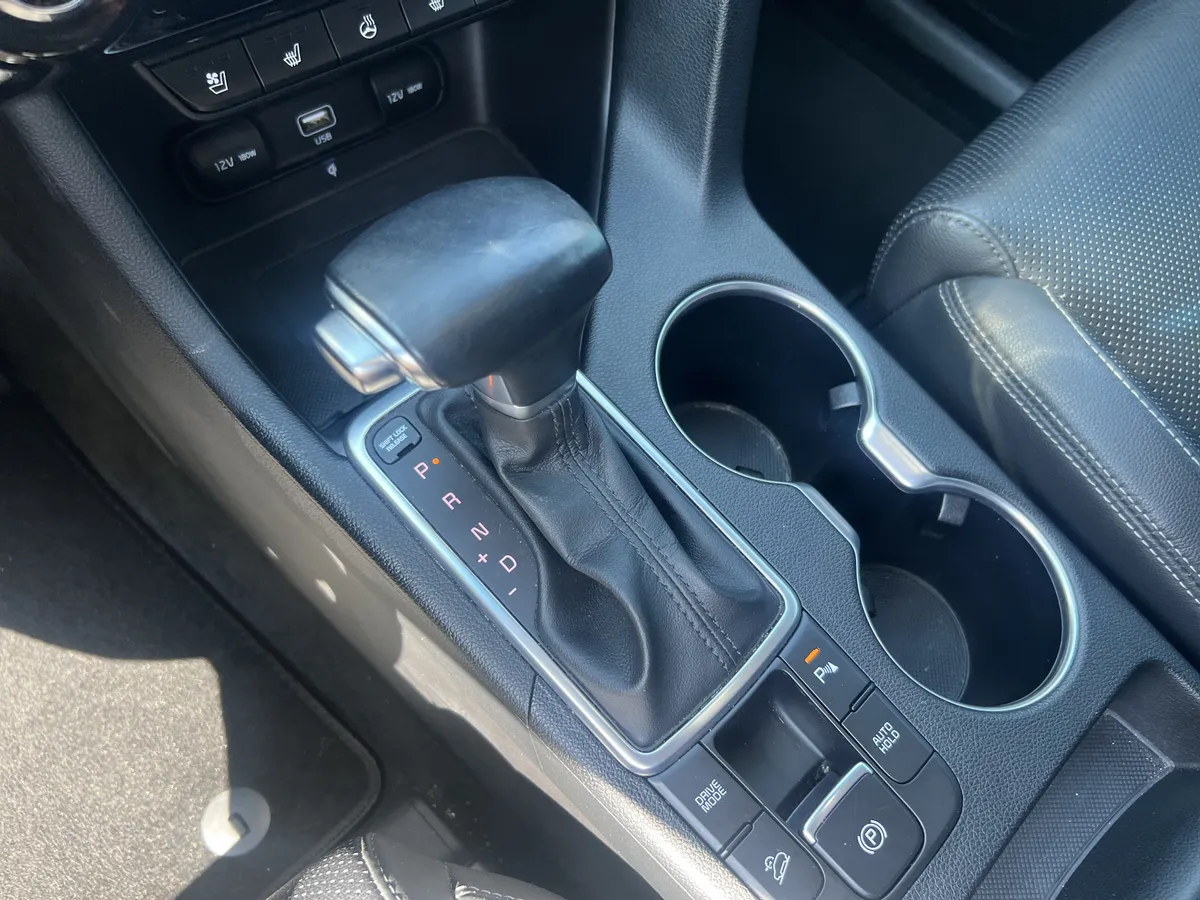 2020 Kia Sportage EX thumbnail 25