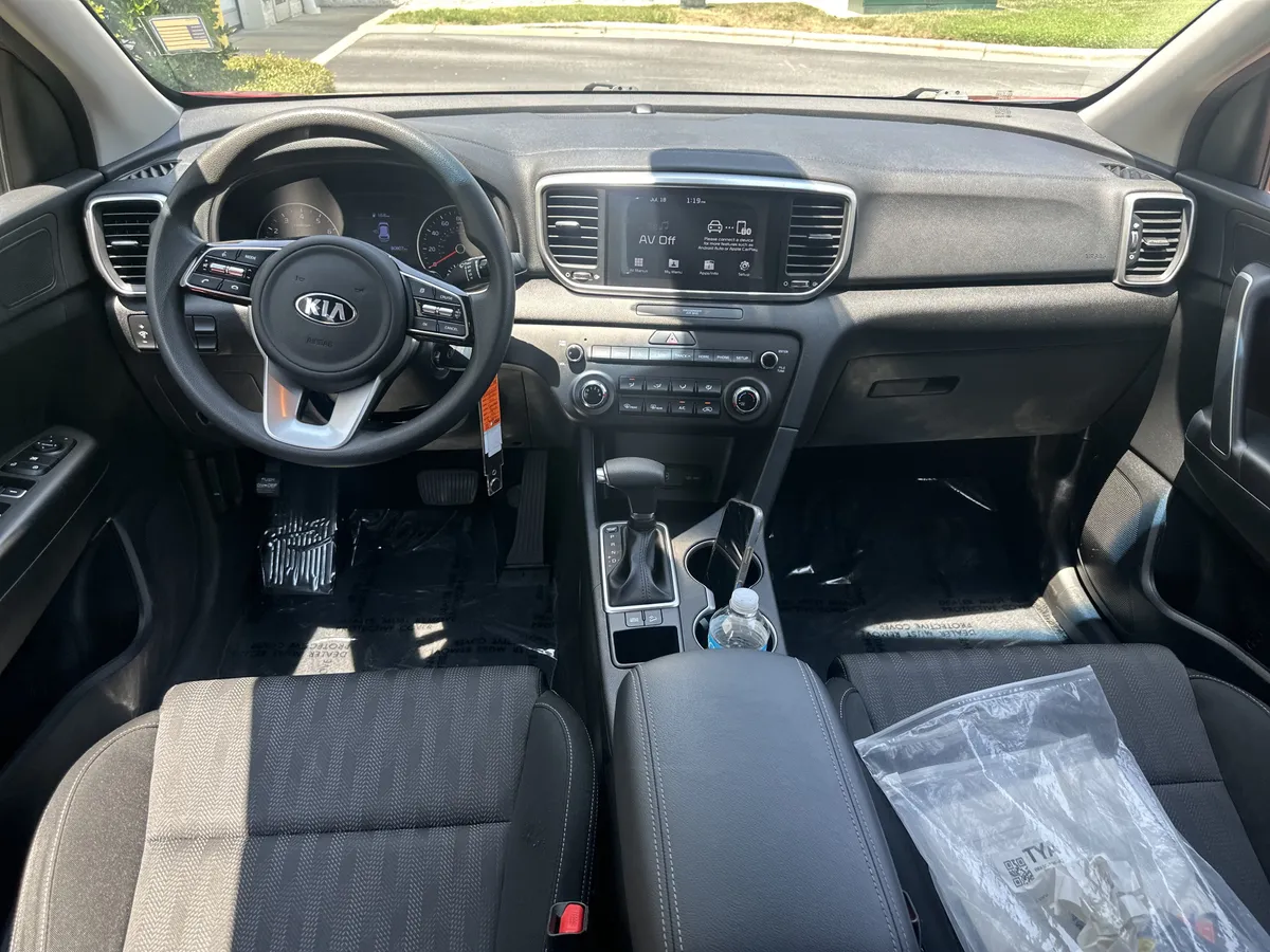 2020 Kia Sportage LX thumbnail 16