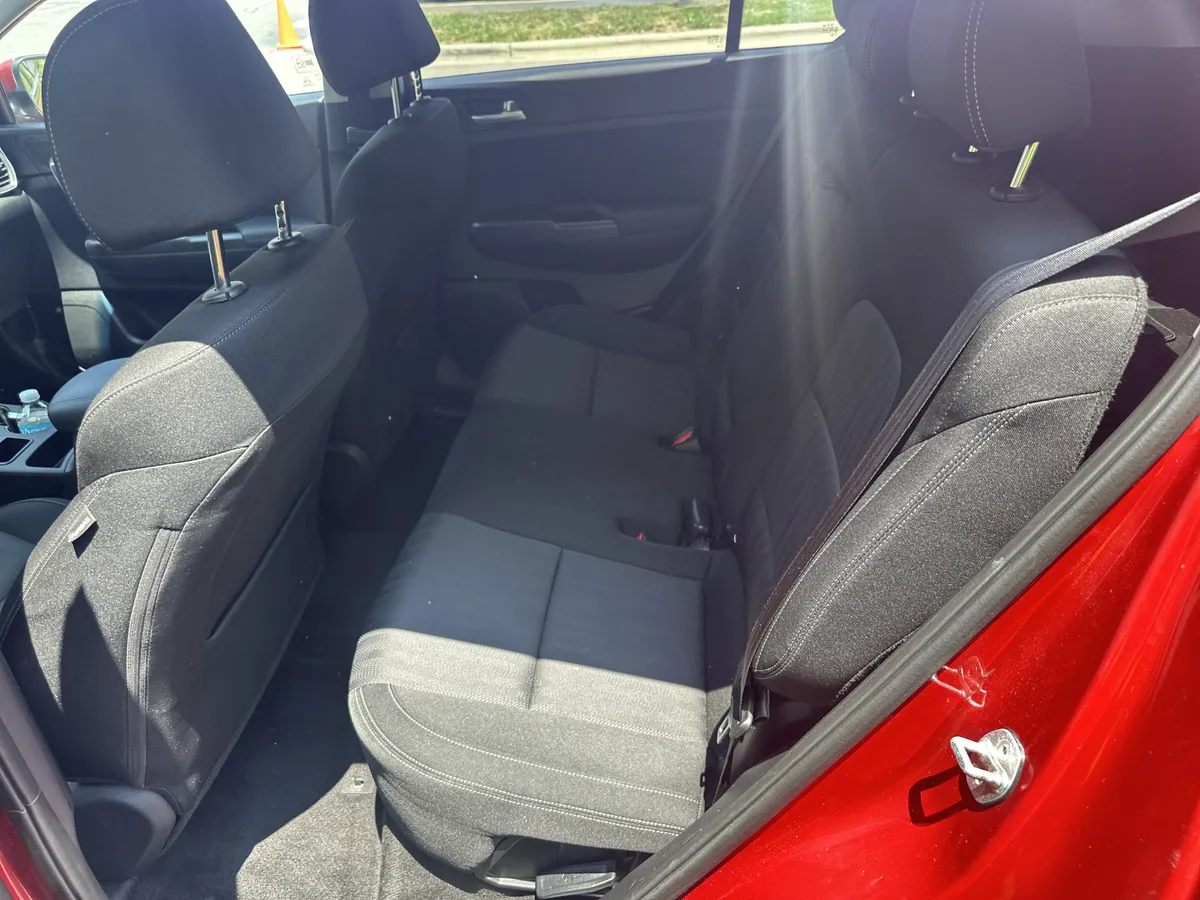 2020 Kia Sportage LX thumbnail 30
