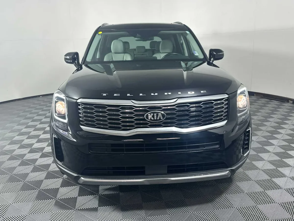 2020 Kia Telluride EX thumbnail 2