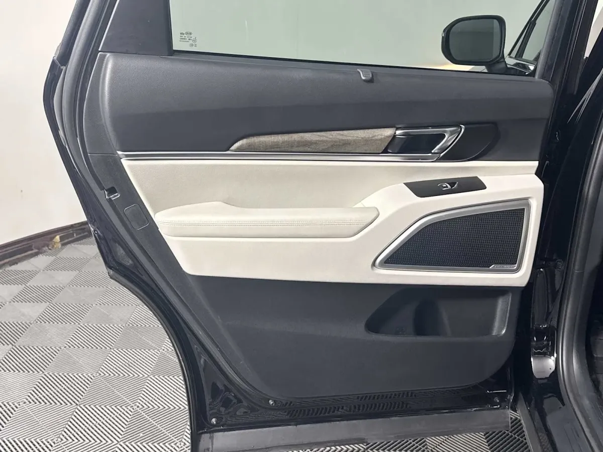 2020 Kia Telluride EX thumbnail 24