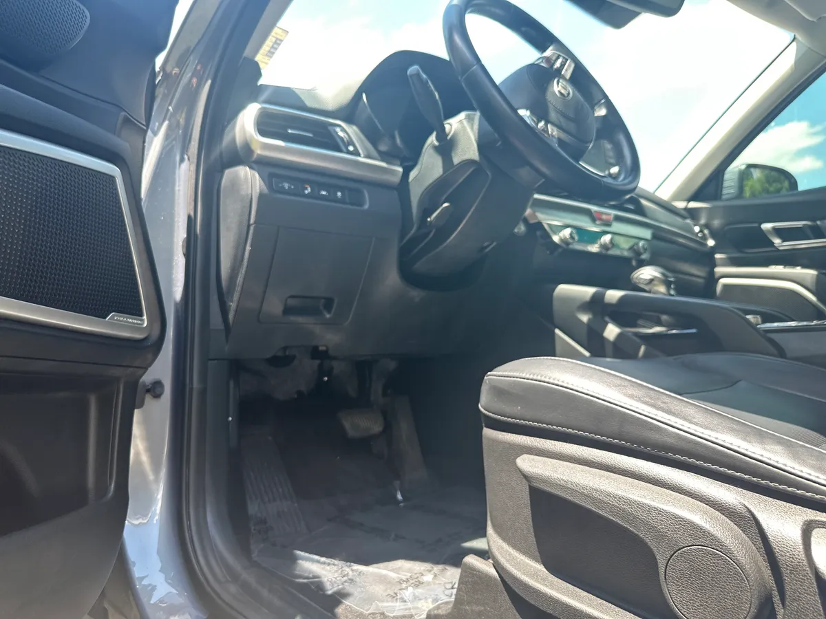 2020 Kia Telluride LX thumbnail 15