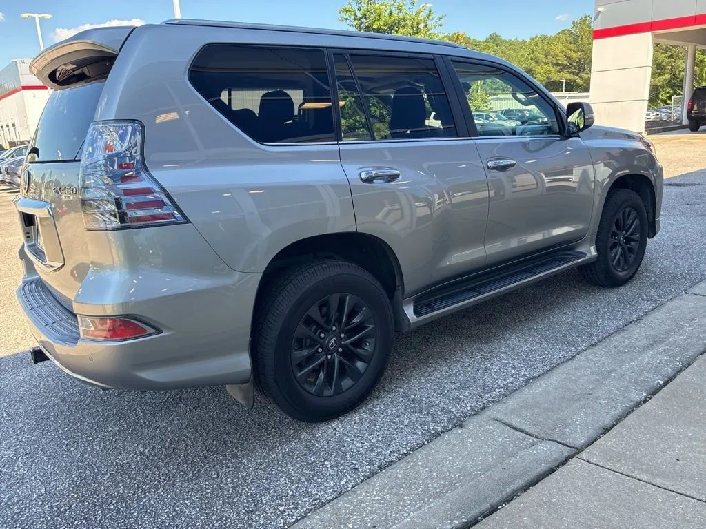 2020 Lexus GX 460 thumbnail 3