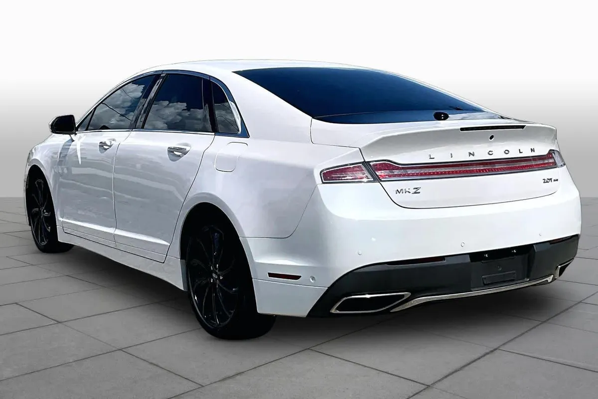 2020 Lincoln MKZ Reserve thumbnail 12