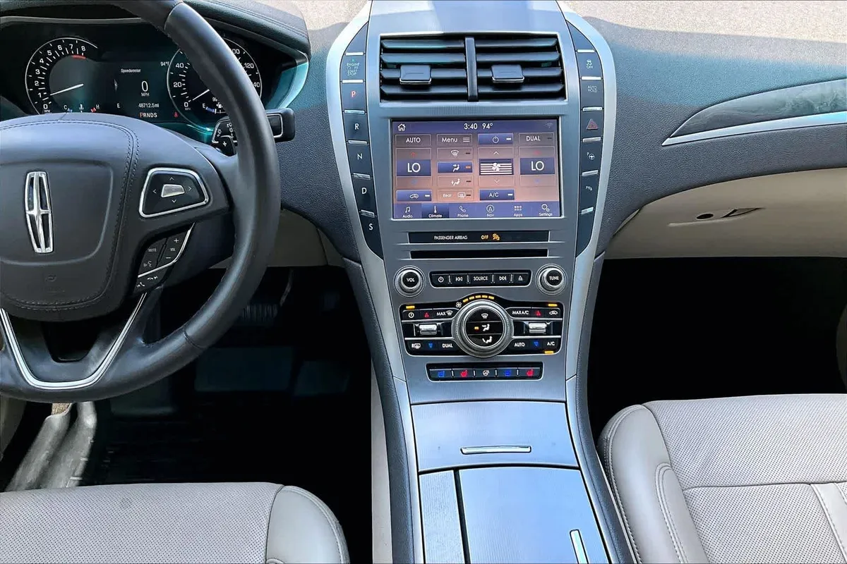 2020 Lincoln MKZ Reserve thumbnail 7
