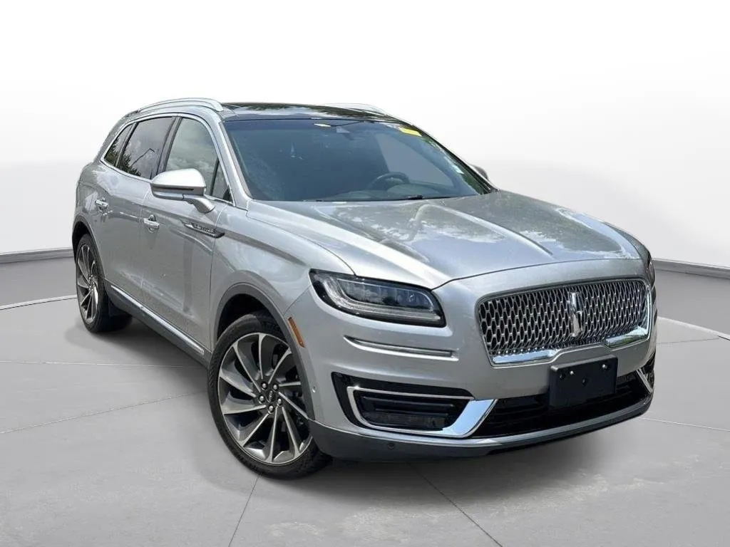 2020 Lincoln Nautilus Reserve thumbnail 4
