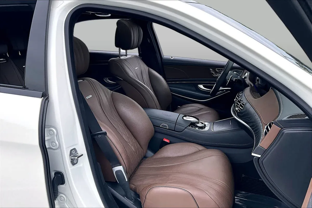 2020 Mercedes-Benz AMG® S 63 AMG® S 63 thumbnail 9