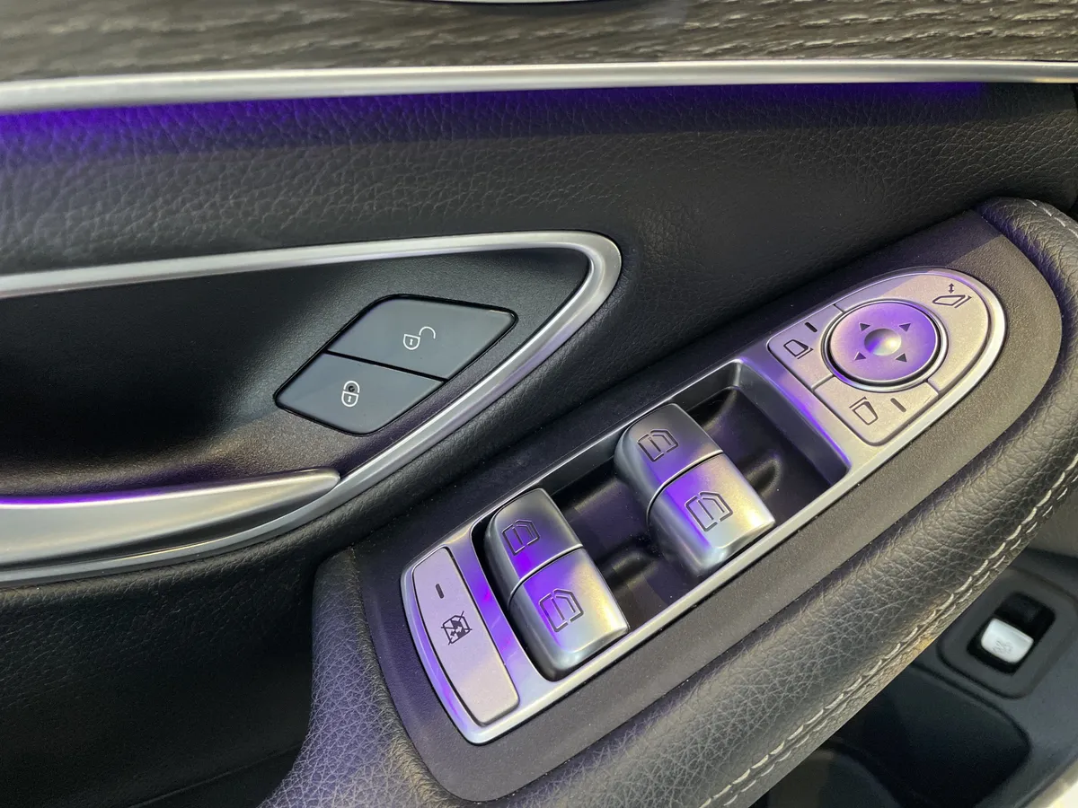 2020 Mercedes-Benz C-Class C 300 thumbnail 15