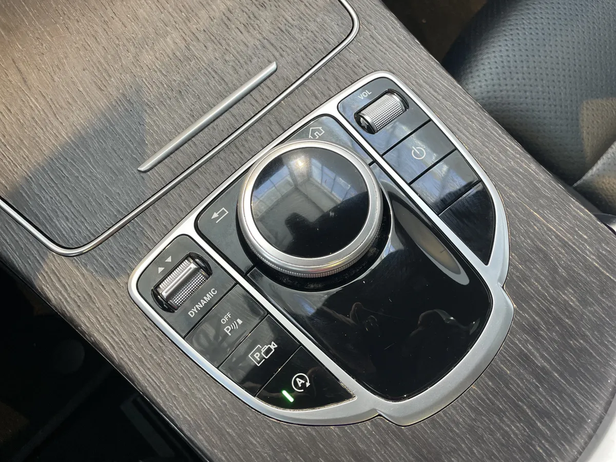 2020 Mercedes-Benz C-Class C 300 thumbnail 28