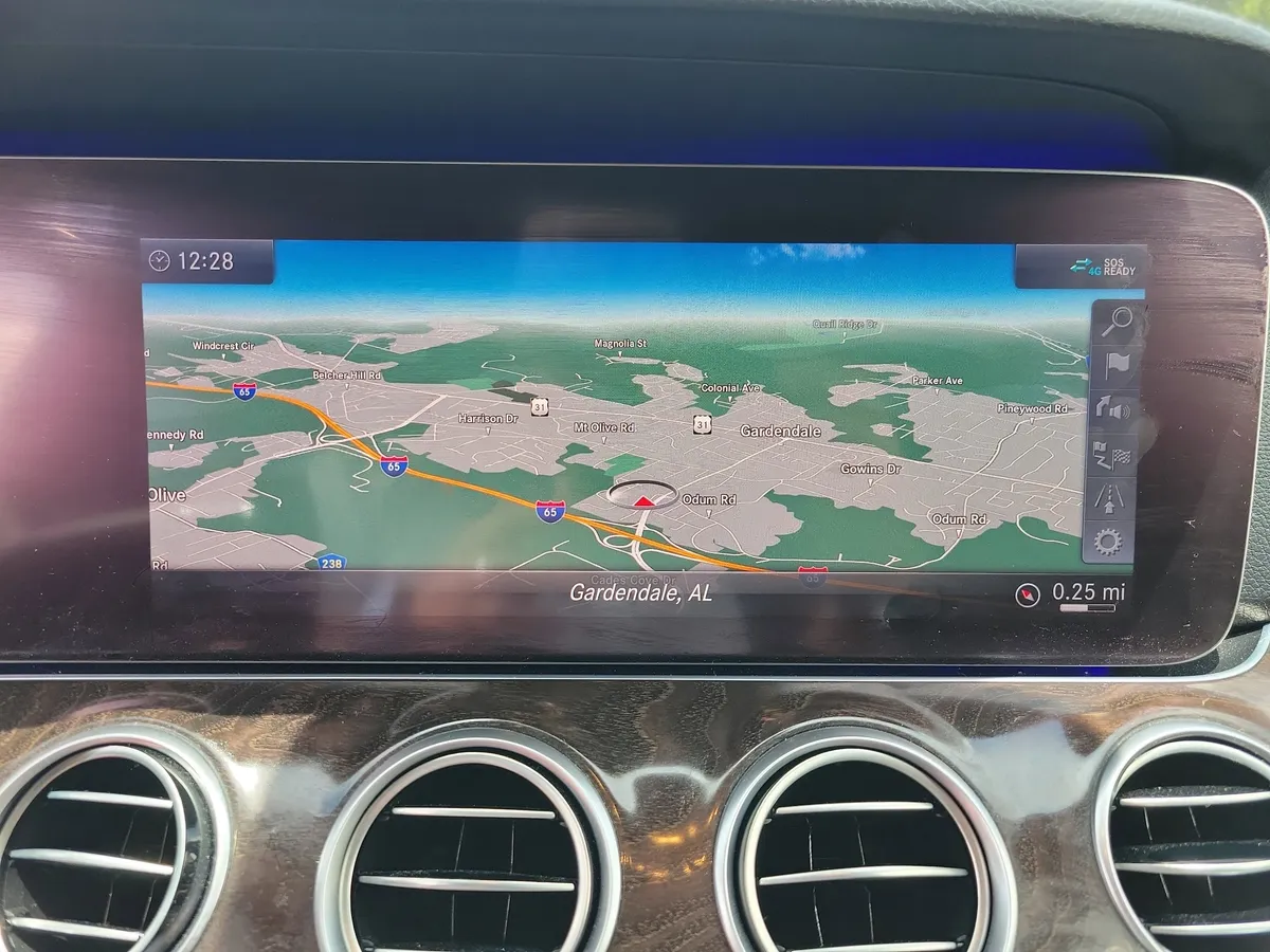 2020 Mercedes-Benz E-Class E 350 4MATIC thumbnail 12