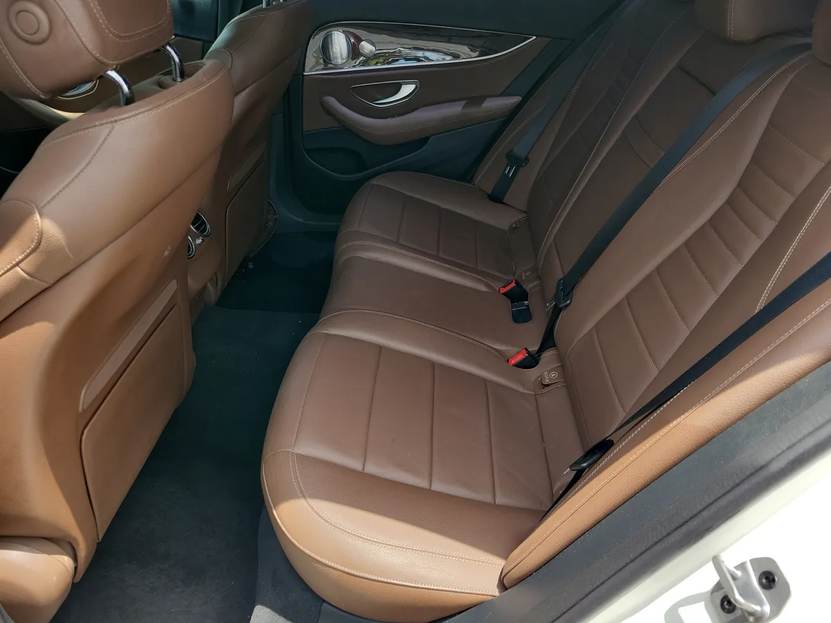 2020 Mercedes-Benz E-Class E 350 4MATIC thumbnail 7