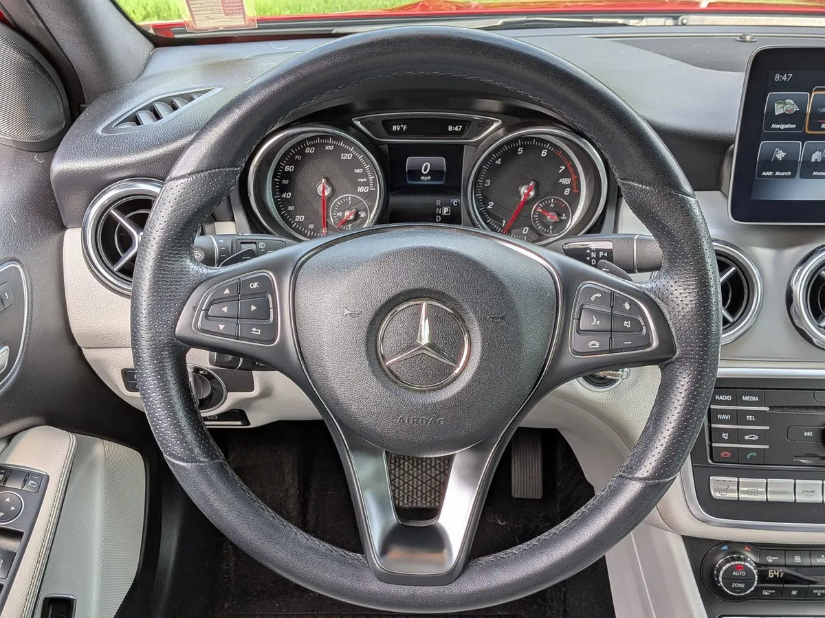 2020 Mercedes-Benz GLA 250 thumbnail 13