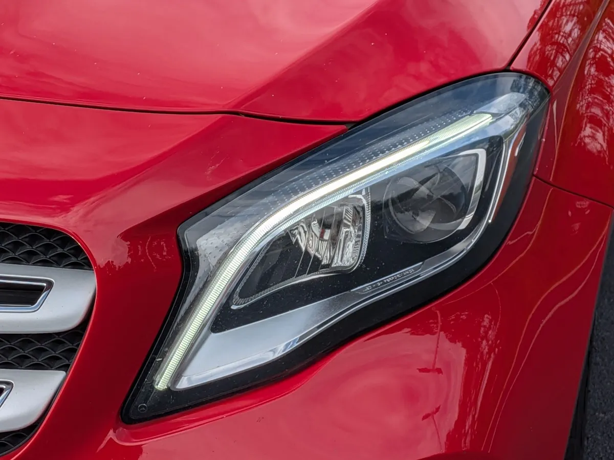 2020 Mercedes-Benz GLA 250 thumbnail 5