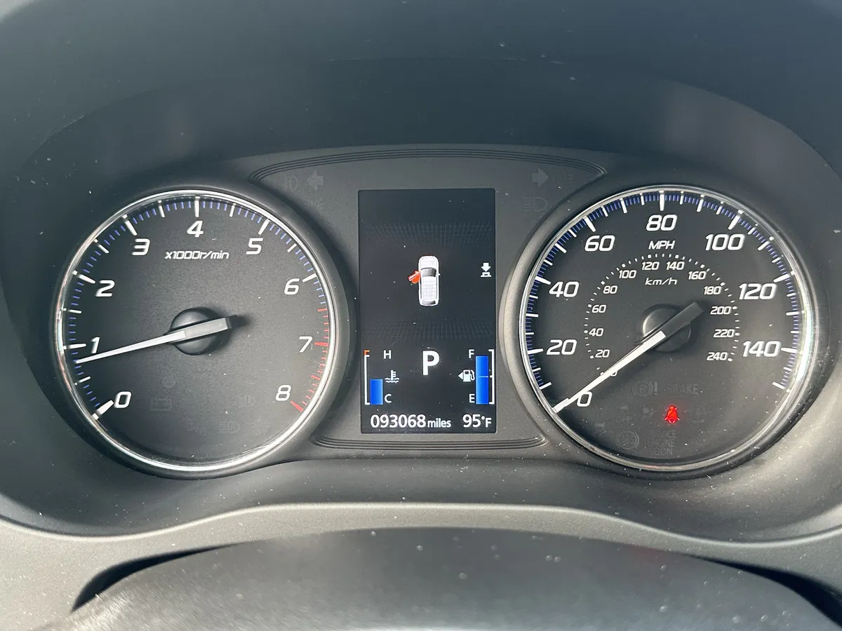 2020 Mitsubishi Outlander ES thumbnail 19