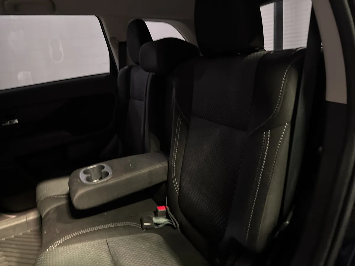 2020 Mitsubishi Outlander ES thumbnail 31