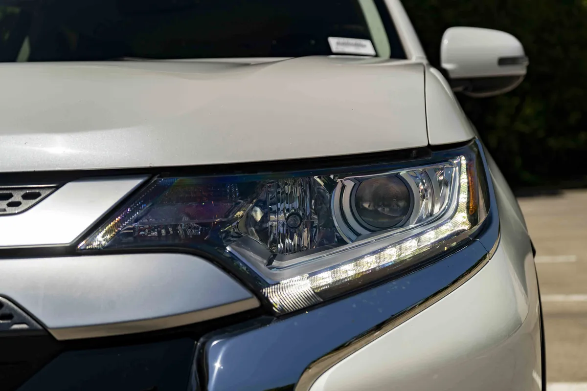 2020 Mitsubishi Outlander SEL thumbnail 10