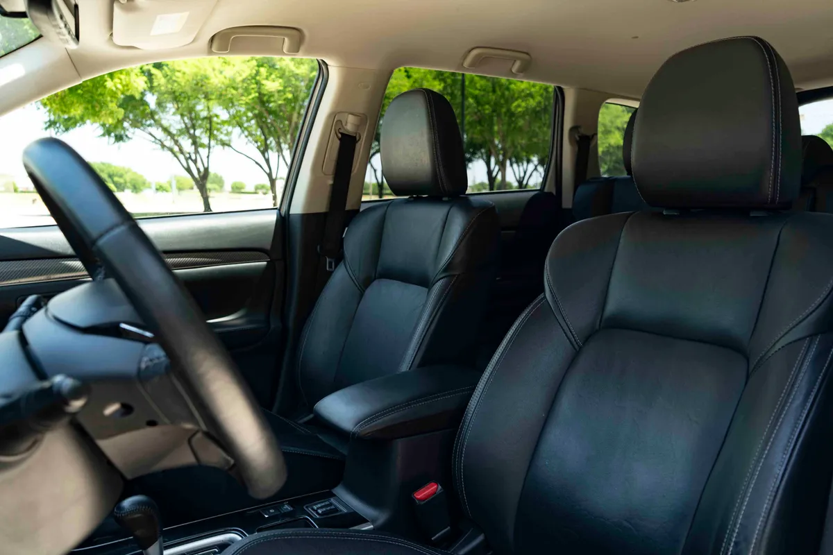 2020 Mitsubishi Outlander SEL thumbnail 16