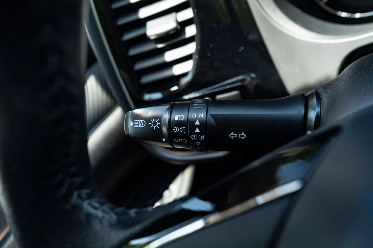 2020 Mitsubishi Outlander SEL thumbnail 22