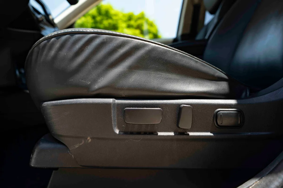 2020 Mitsubishi Outlander SEL thumbnail 38