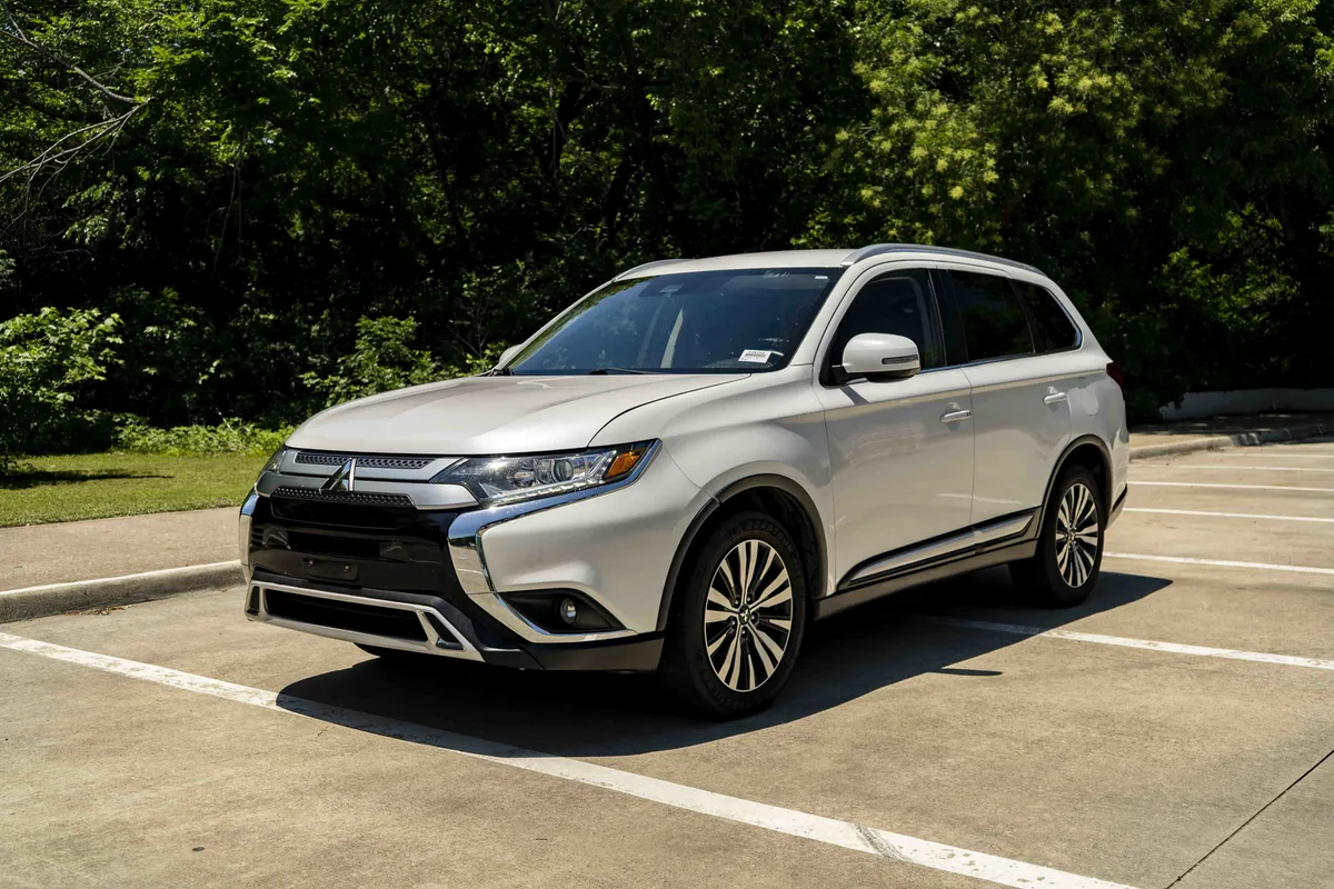 2020 Mitsubishi Outlander SEL thumbnail 4