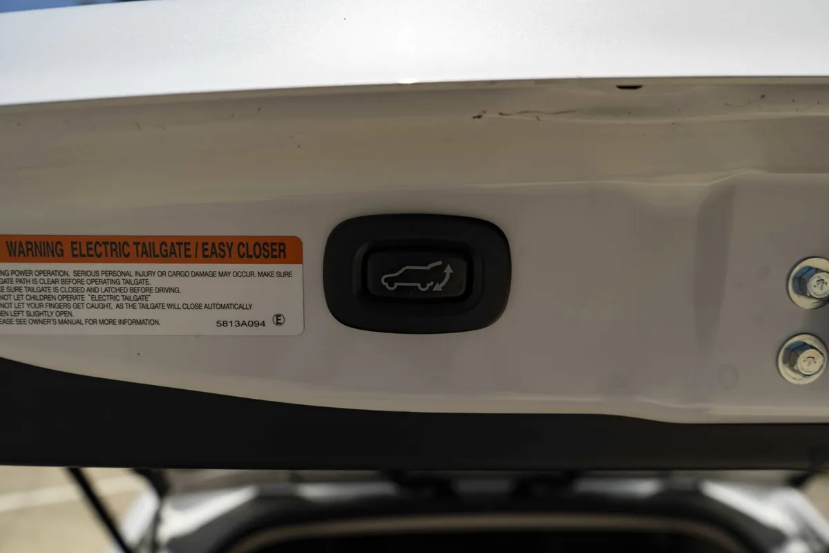 2020 Mitsubishi Outlander SEL thumbnail 40