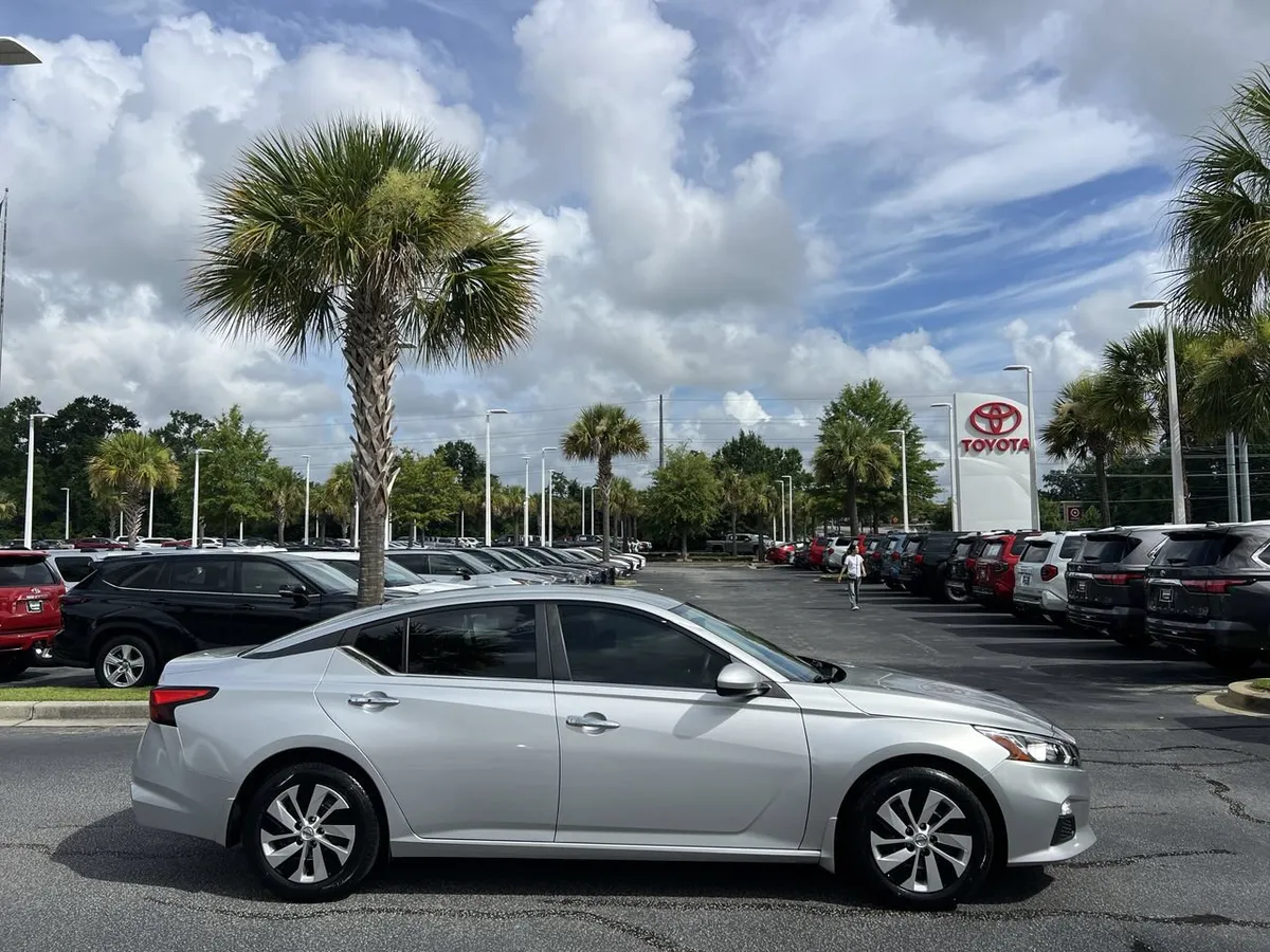 2020 Nissan Altima 2.5 S thumbnail 10