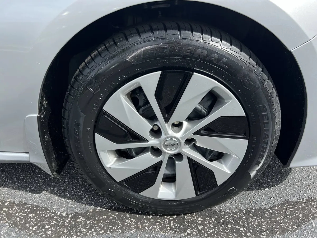 2020 Nissan Altima 2.5 S thumbnail 12