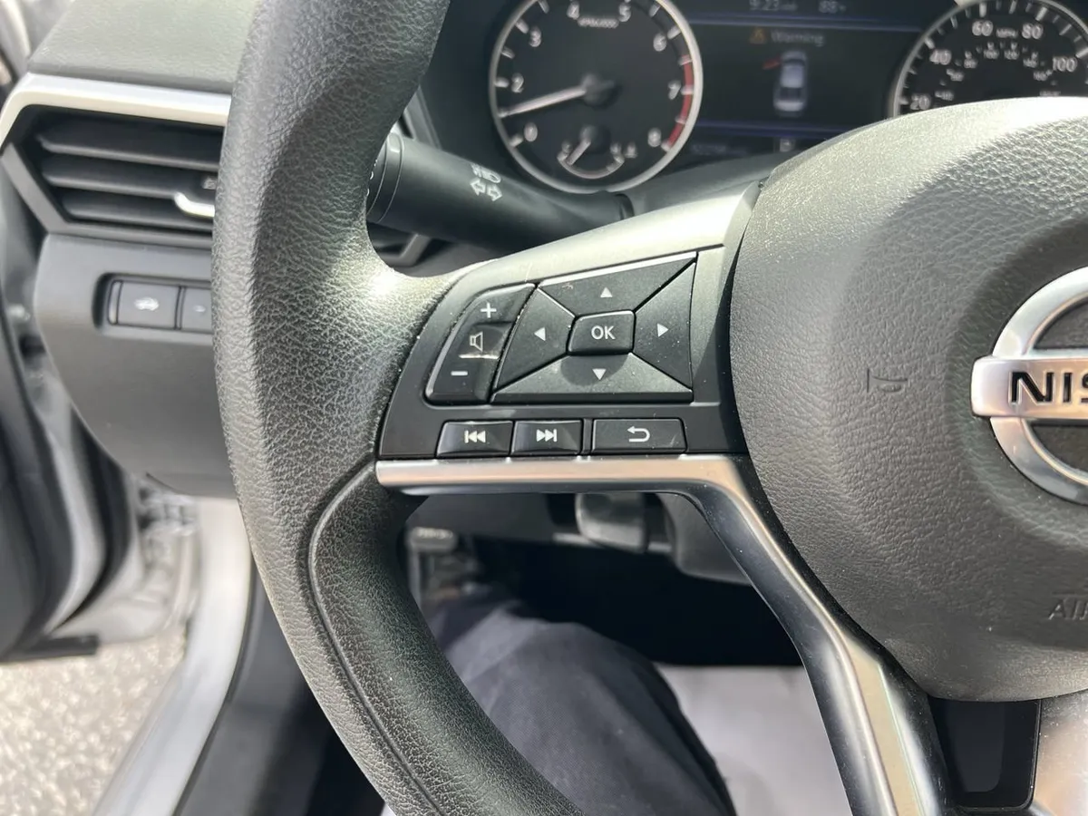 2020 Nissan Altima 2.5 S thumbnail 18