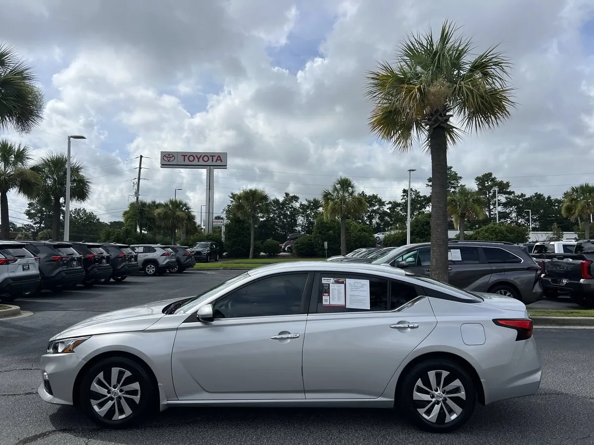 2020 Nissan Altima 2.5 S thumbnail 6