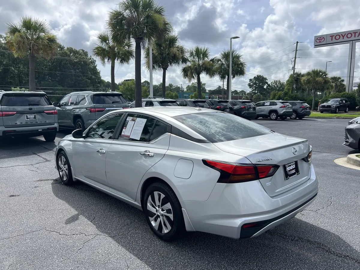 2020 Nissan Altima 2.5 S thumbnail 7