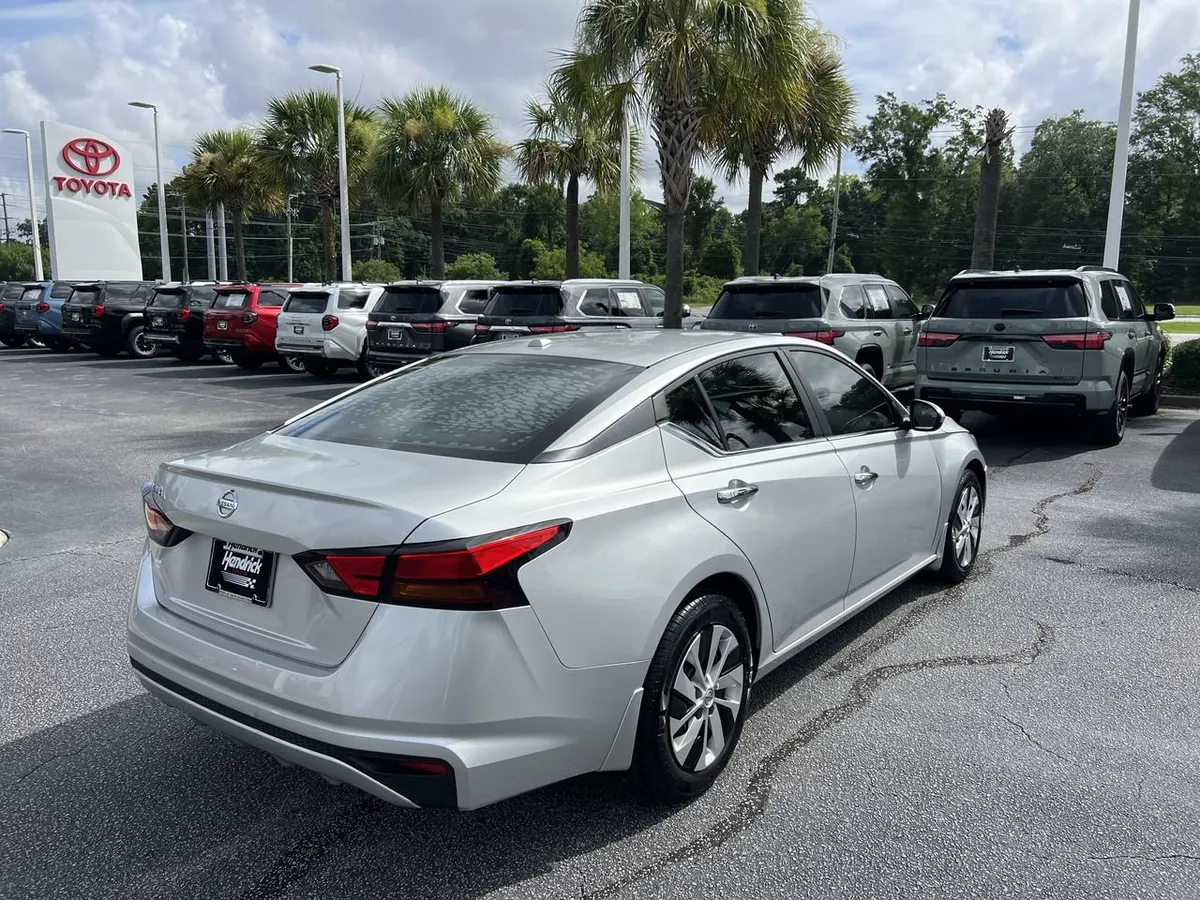 2020 Nissan Altima 2.5 S thumbnail 9