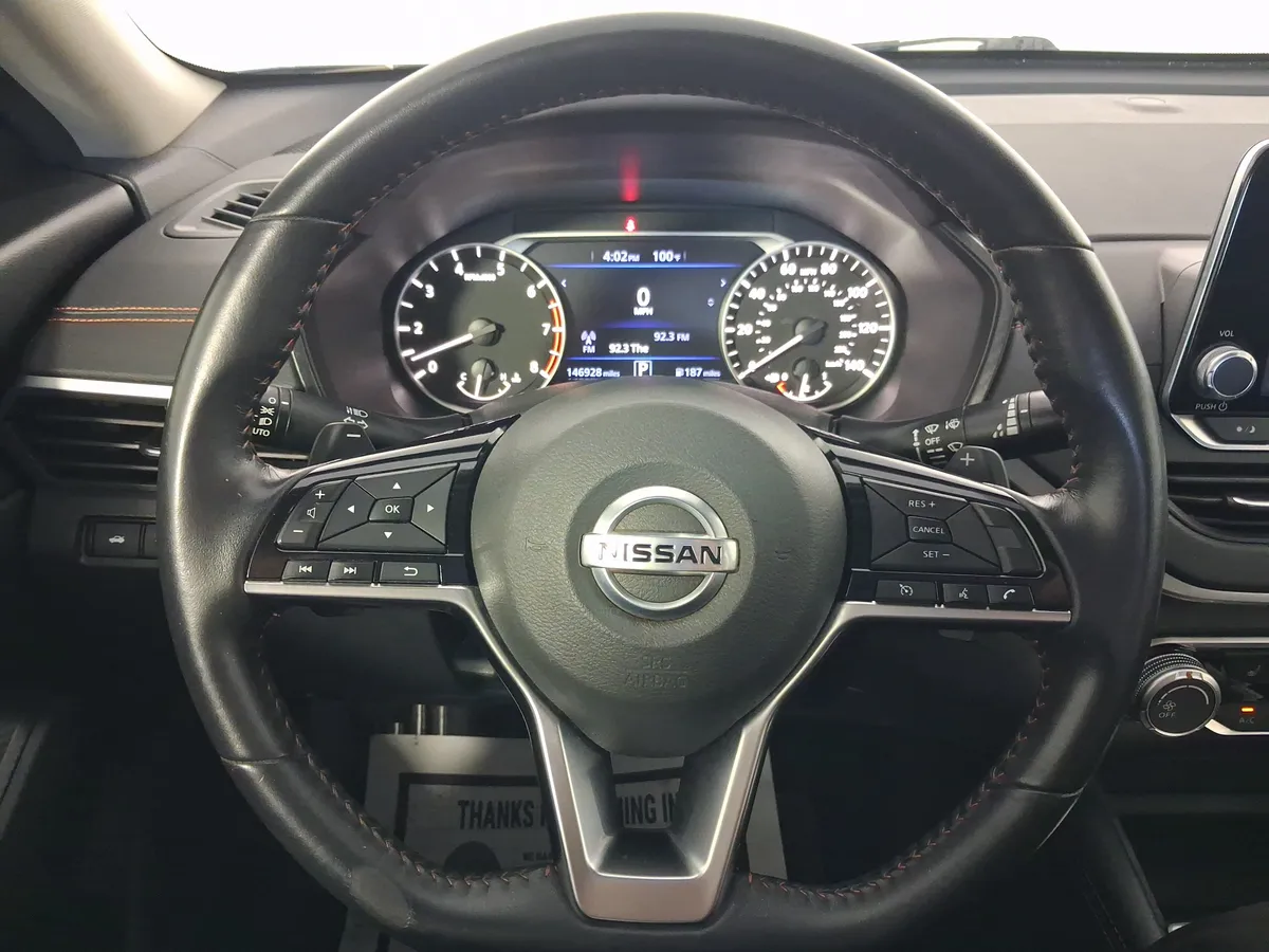 2020 Nissan Altima 2.5 SR thumbnail 17