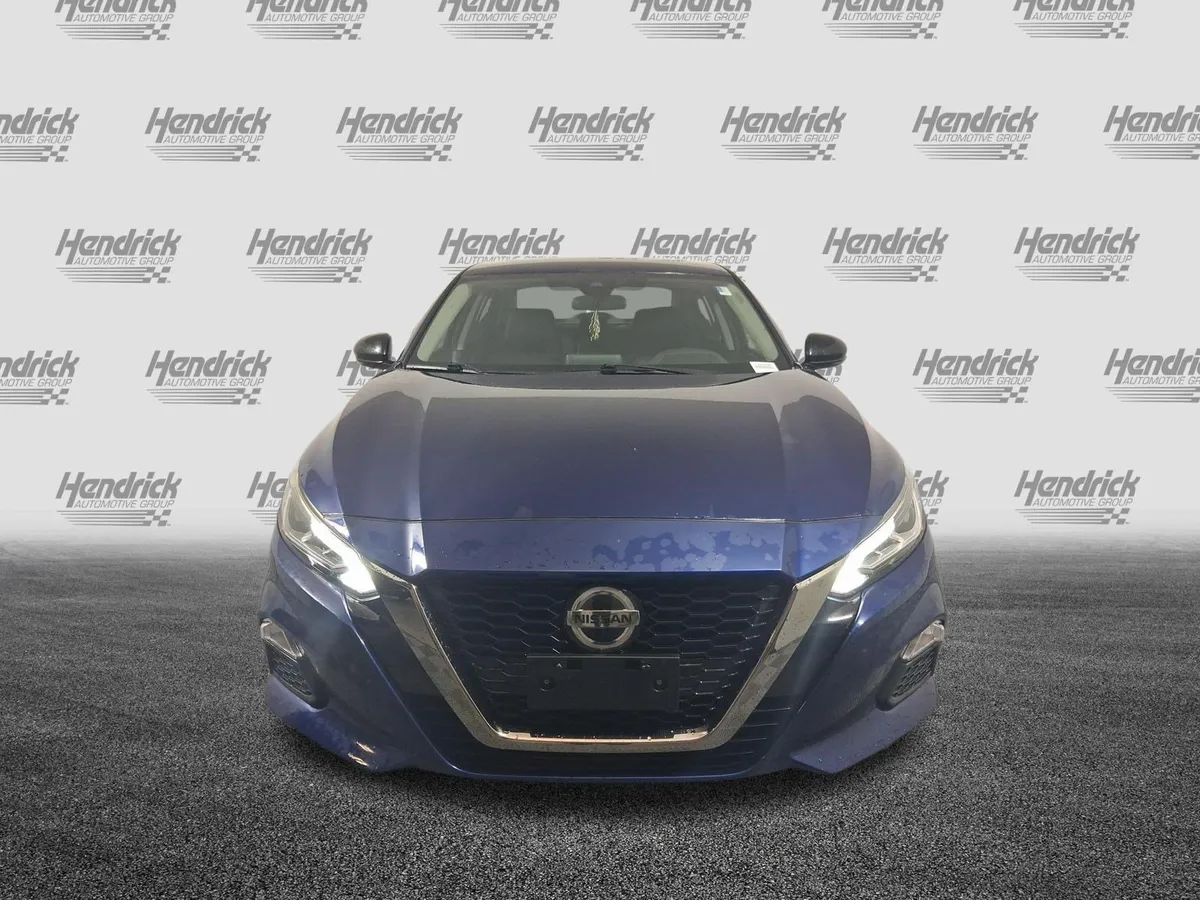 2020 Nissan Altima 2.5 SR thumbnail 2