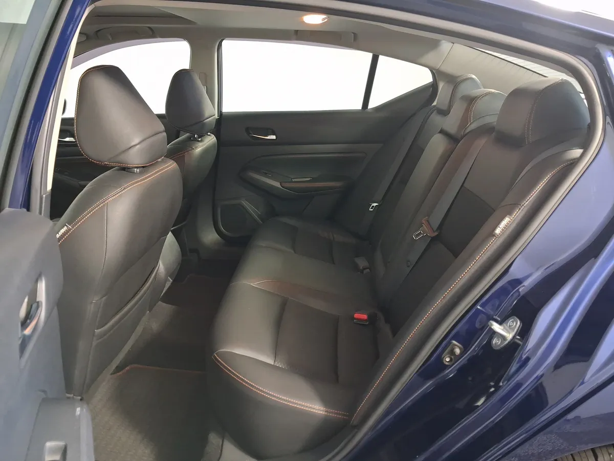2020 Nissan Altima 2.5 SR thumbnail 31