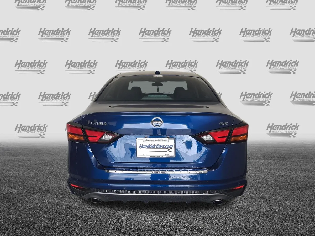 2020 Nissan Altima 2.5 SR thumbnail 8