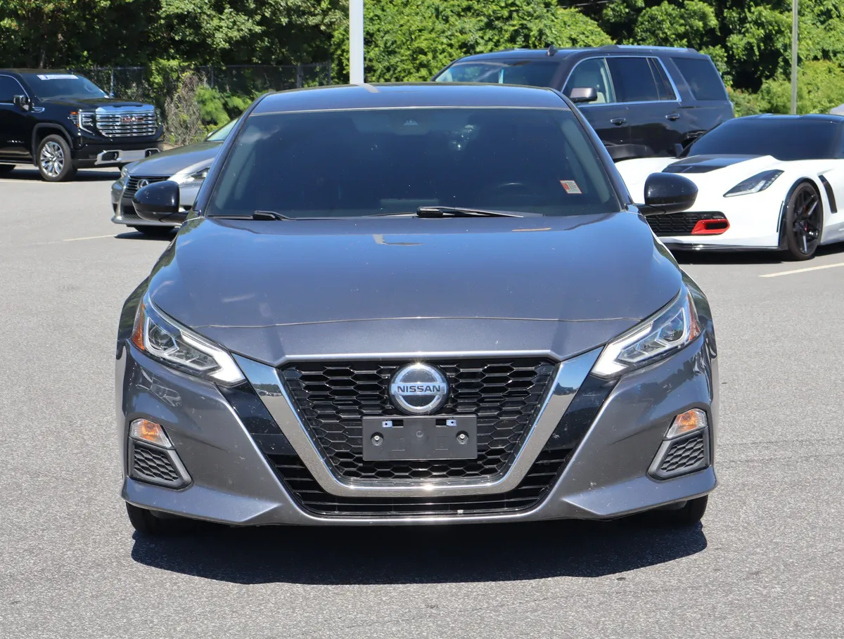 2020 Nissan Altima 2.5 SR thumbnail 2