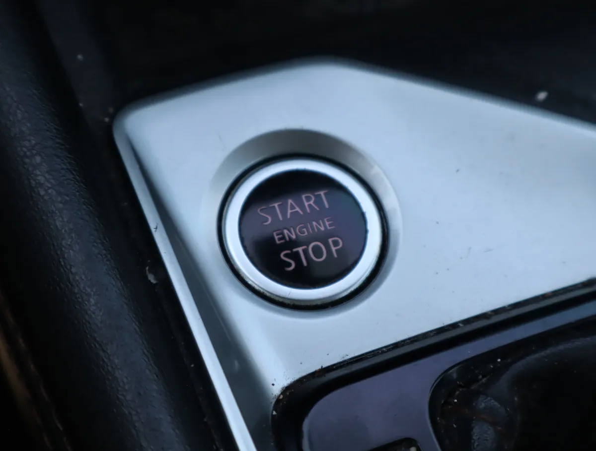 2020 Nissan Altima 2.5 SR thumbnail 26