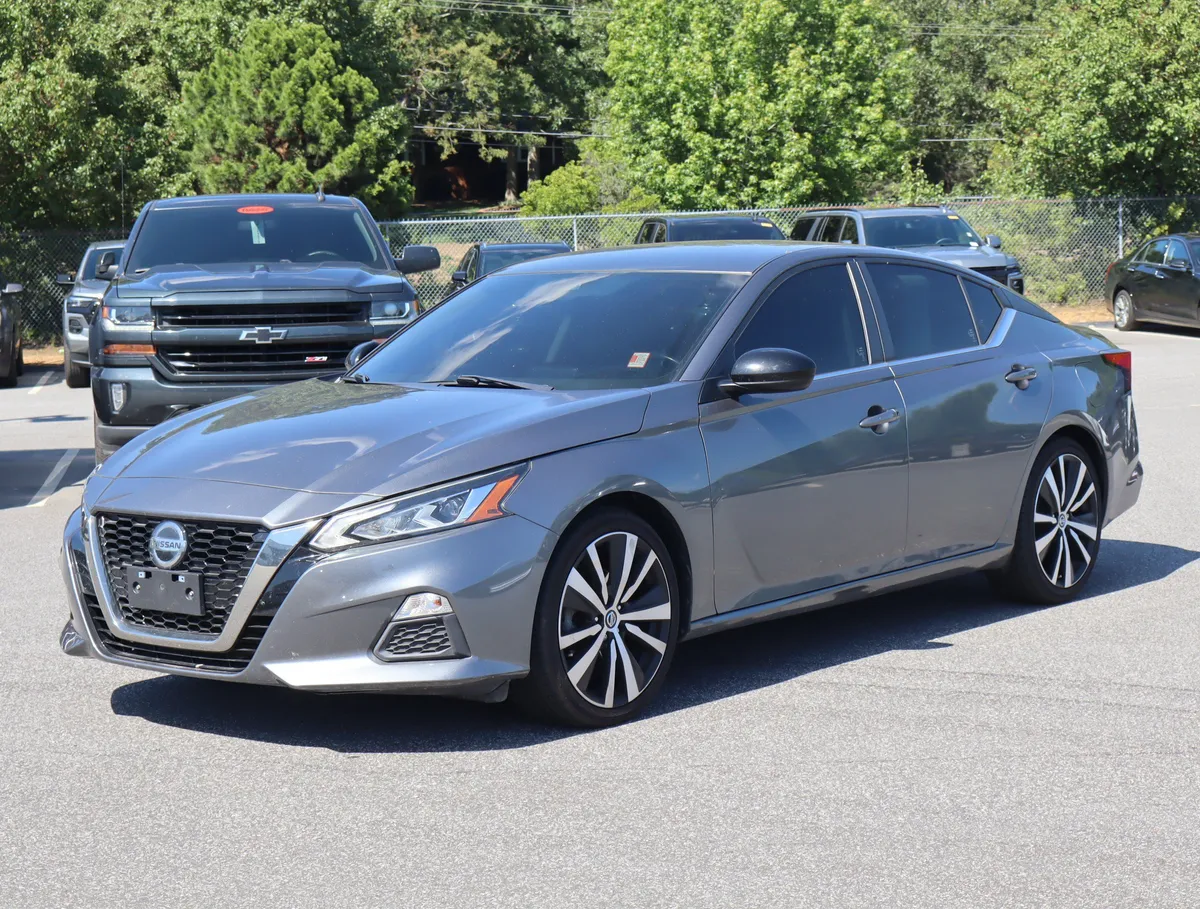 2020 Nissan Altima 2.5 SR thumbnail 4
