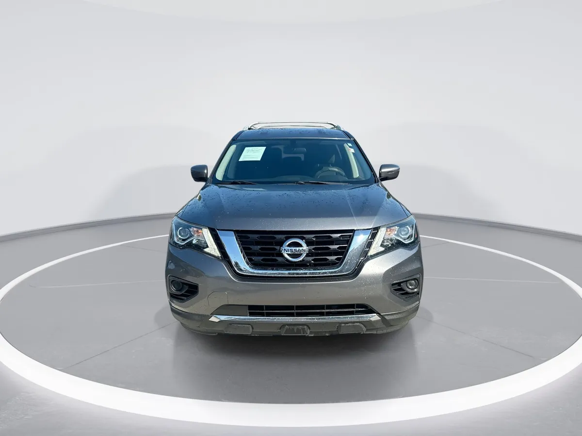2020 Nissan Pathfinder S thumbnail 2