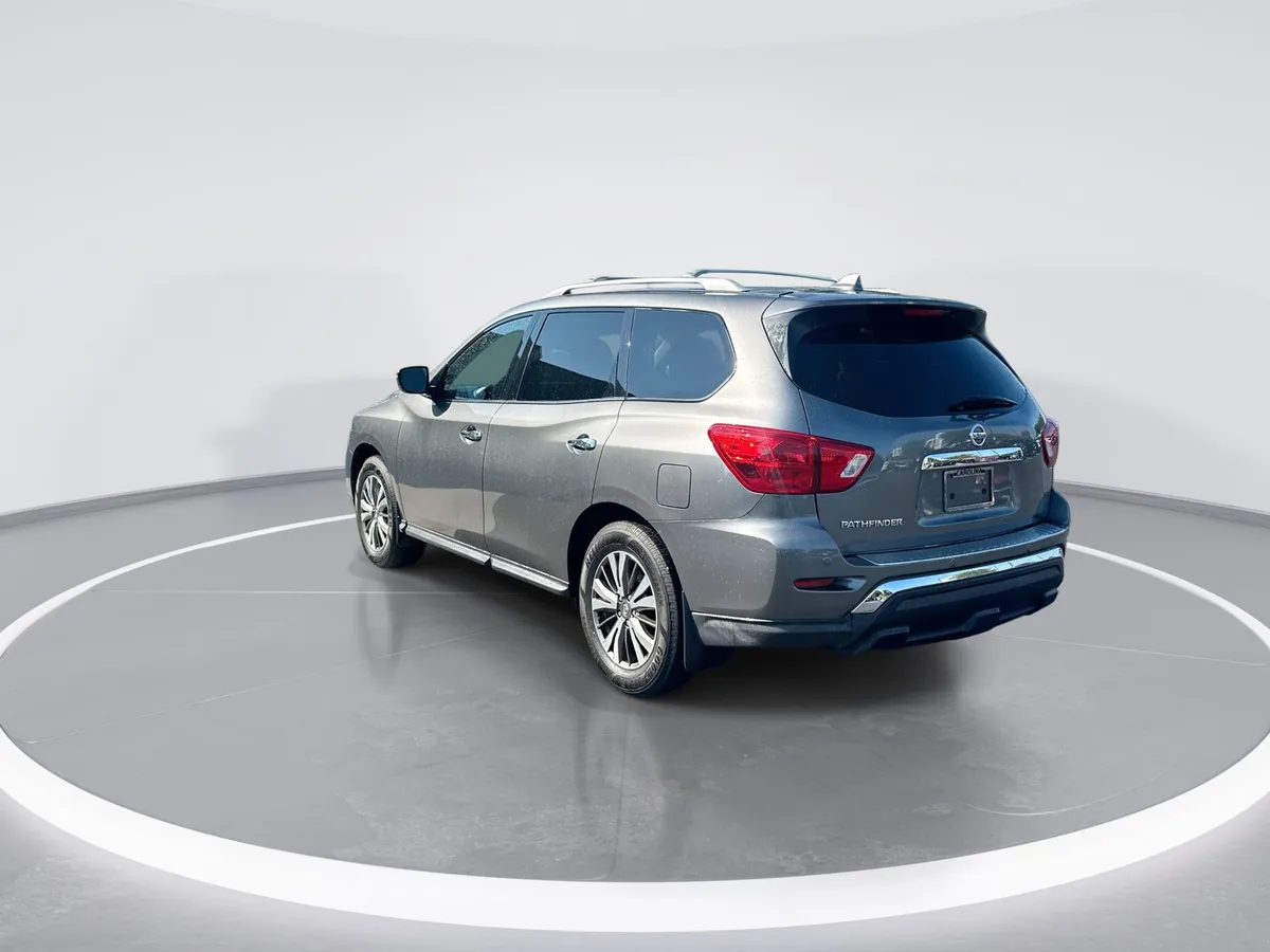 2020 Nissan Pathfinder S thumbnail 6