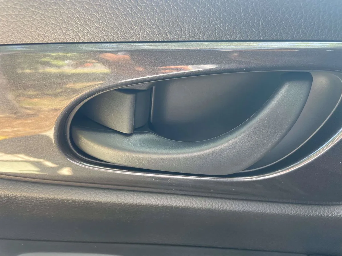 2020 Nissan Rogue S thumbnail 16
