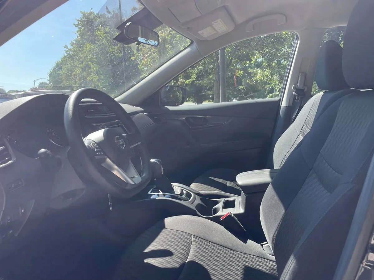 2020 Nissan Rogue S thumbnail 18